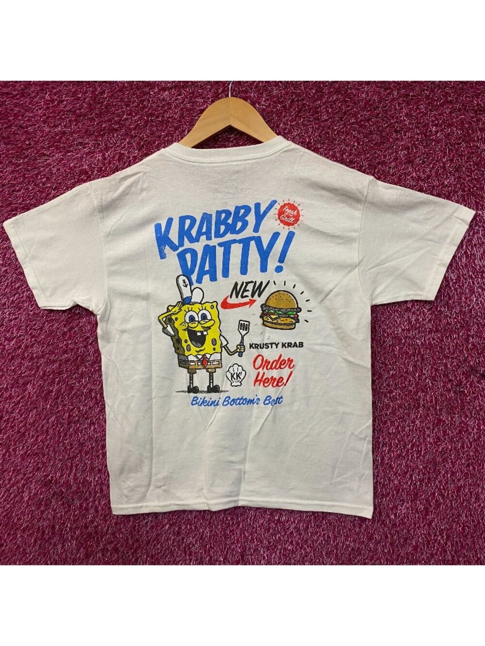 Nickelodeon SpongeBob SquarePants Krabby Patty Graphic T-Shirt Medium